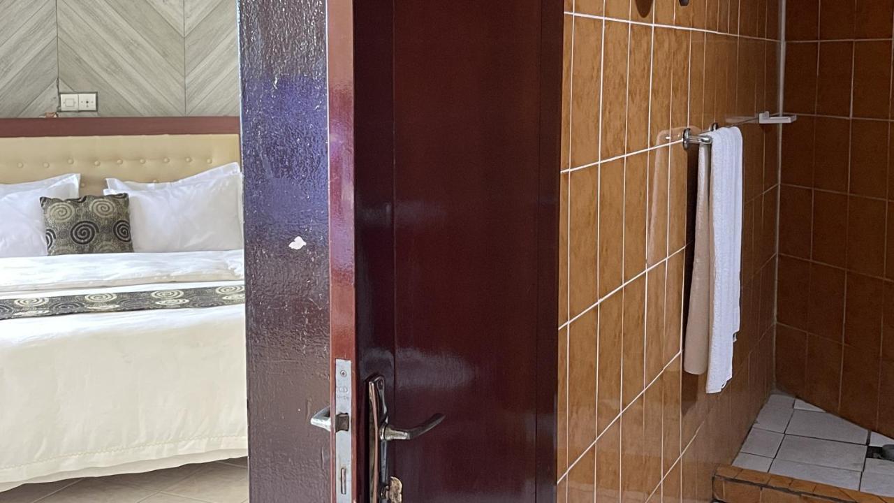 Hotel Les Polygones Kribi Ngoại thất bức ảnh