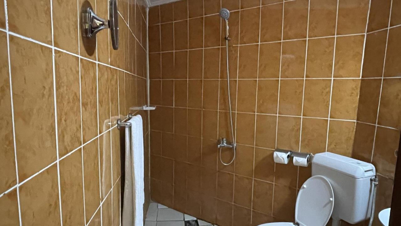 Hotel Les Polygones Kribi Ngoại thất bức ảnh